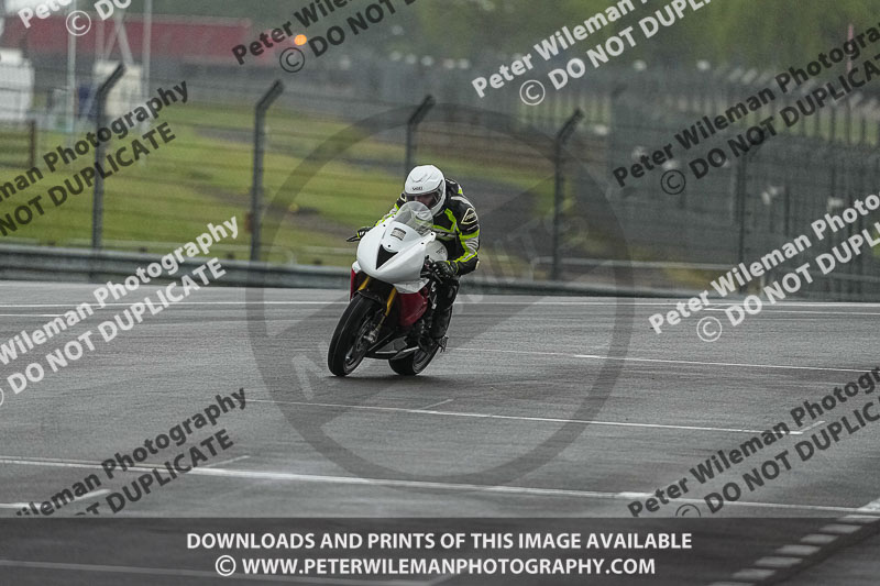 donington no limits trackday;donington park photographs;donington trackday photographs;estoril;event digital images;motorbikes;no limits;no limits trackdays;peter wileman photography;portugal;trackday;trackday digital images;trackday photos